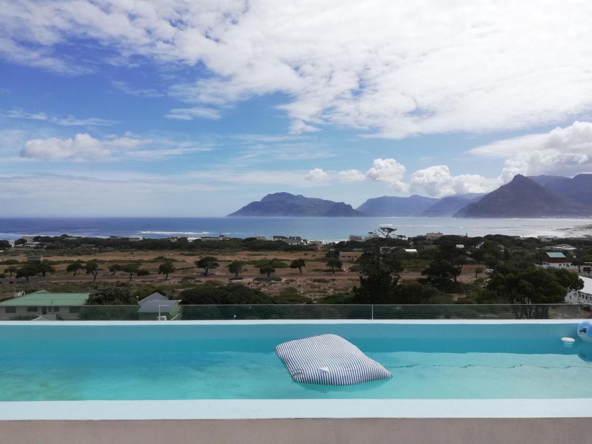Mountain & Sea Apartments Kommetjie Bagian luar foto
