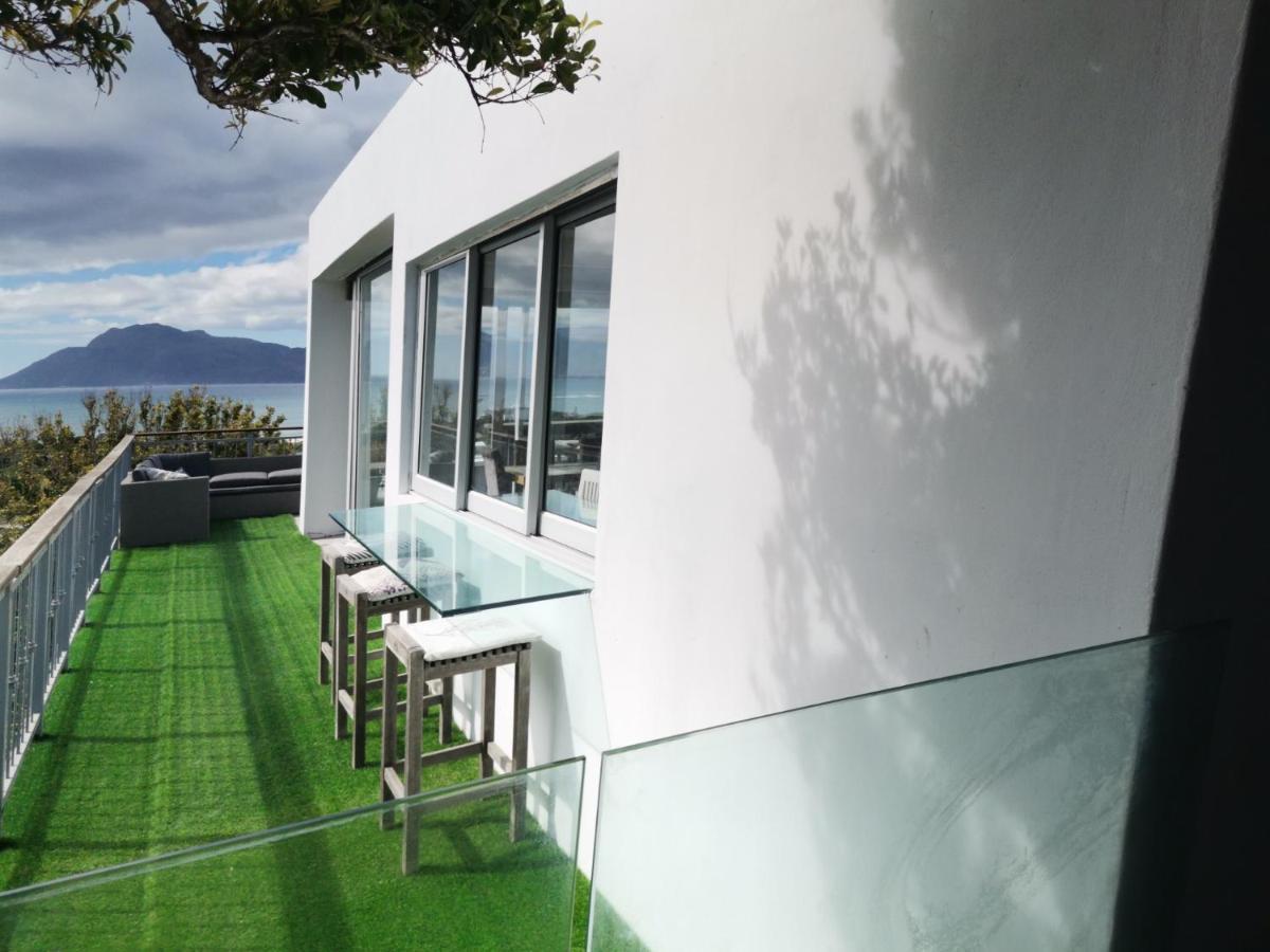 Mountain & Sea Apartments Kommetjie Bagian luar foto
