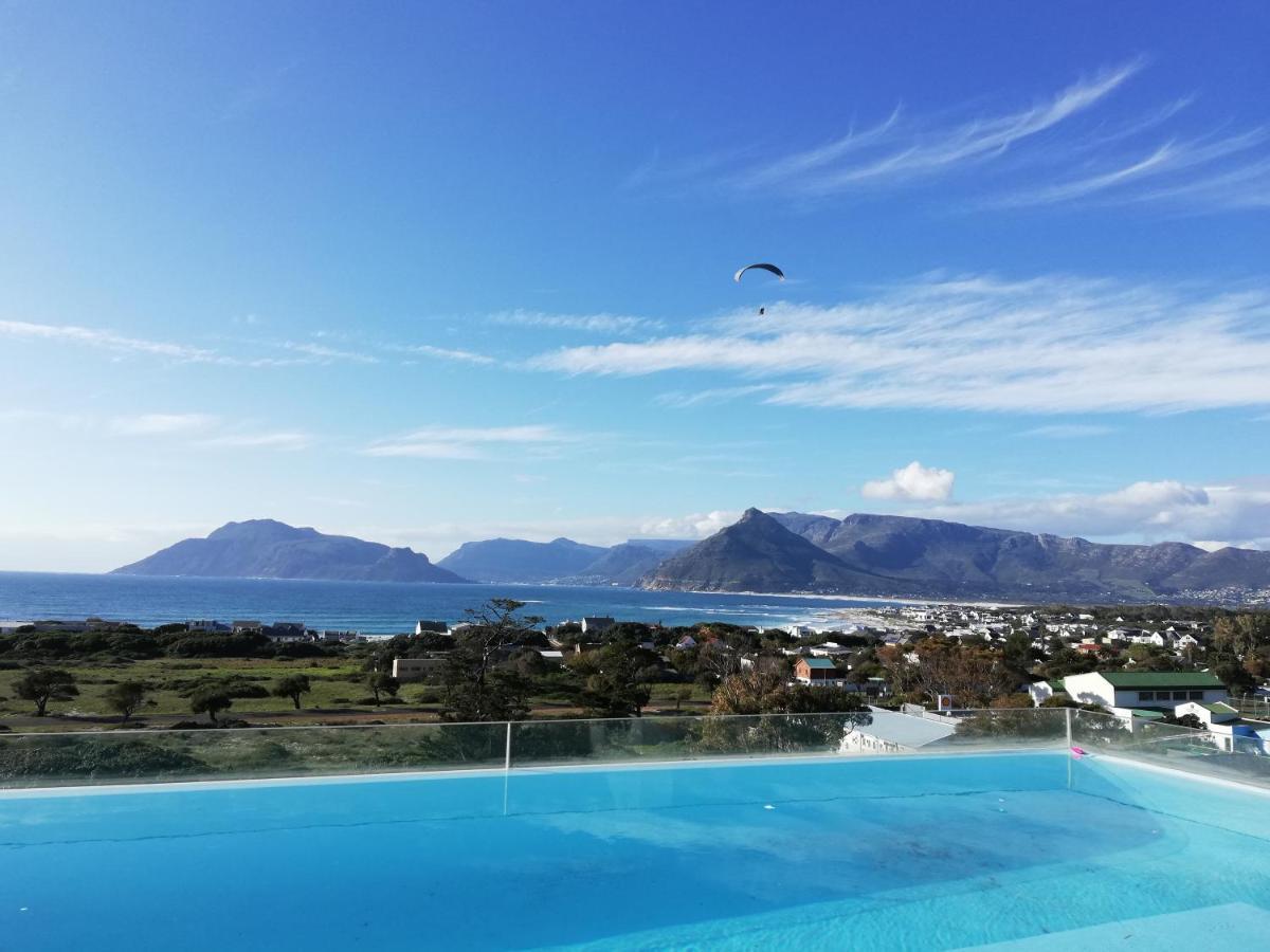 Mountain & Sea Apartments Kommetjie Bagian luar foto