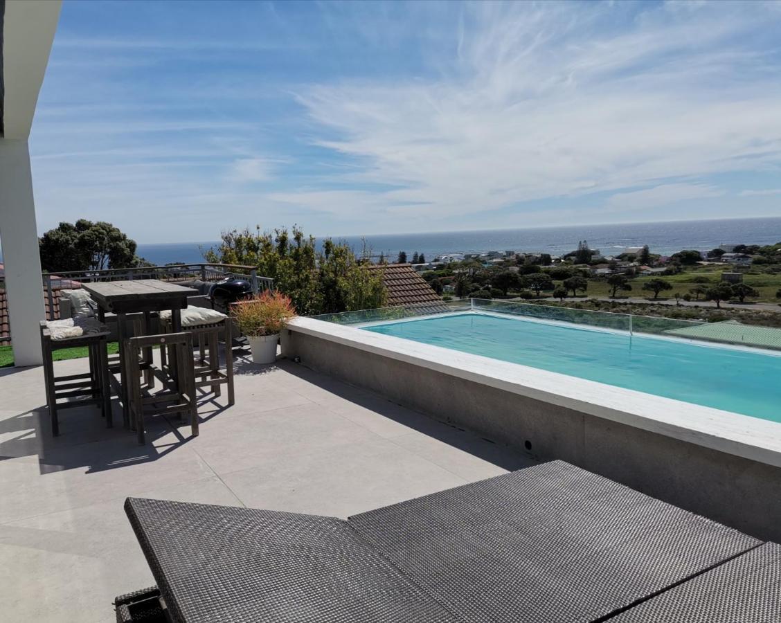 Mountain & Sea Apartments Kommetjie Bagian luar foto