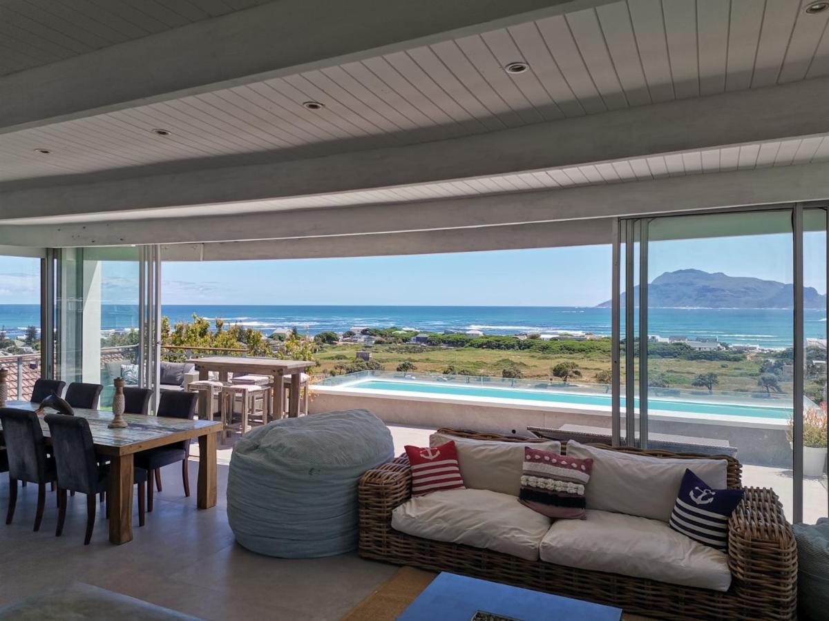 Mountain & Sea Apartments Kommetjie Bagian luar foto
